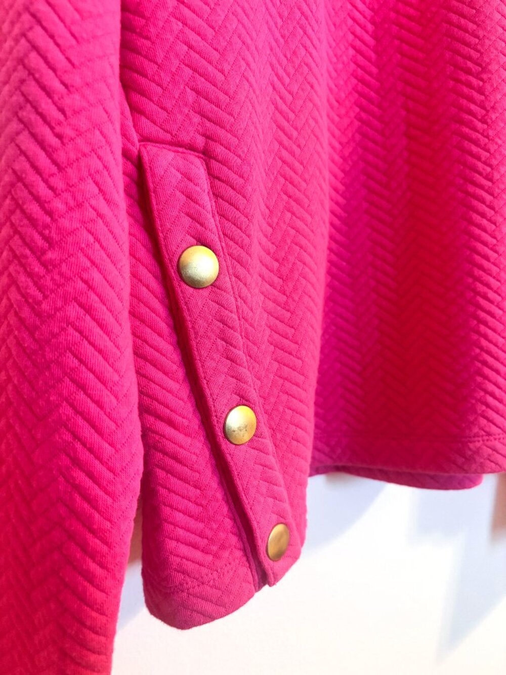 Mock Neck Pullover with Zig-Zag detailing - Picture 3 of 5